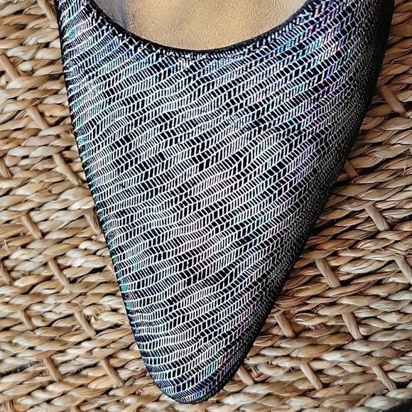 RANGONI FIRENZE rainbow metalic all leather heel.  Pointed toe.  Size is 9. - Picture 6 of 12